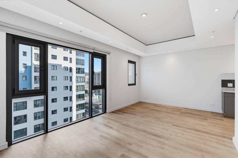 1 Bedroom Property for Sale in Foreshore Western Cape
